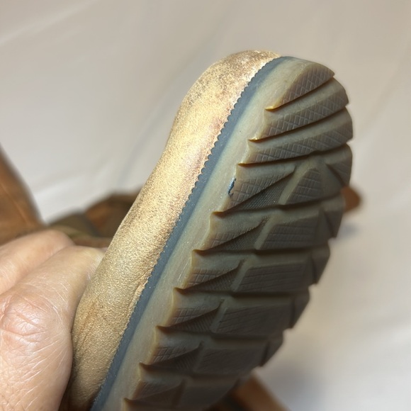 NEW Teva Zip Closure Camel Leather Suede Ankle Boots Women’s Size 6 - Picture 12 of 16